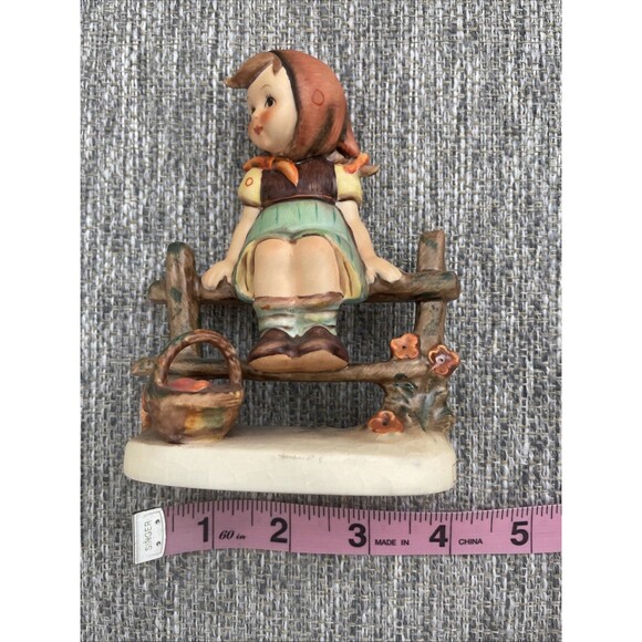 Vintage Goebel M.J. Hummel "Just Resting" Retired Figurine #112 Germany - Picture 3 of 10